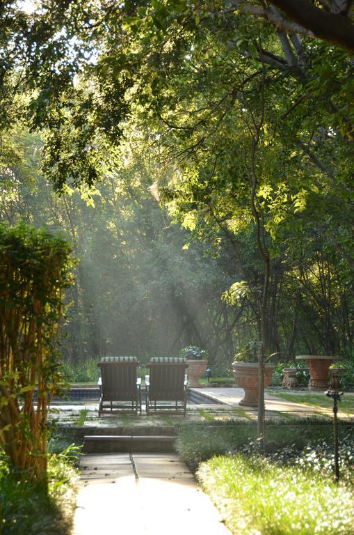 De Hoek Country Hotel Magaliesburg Bagian luar foto