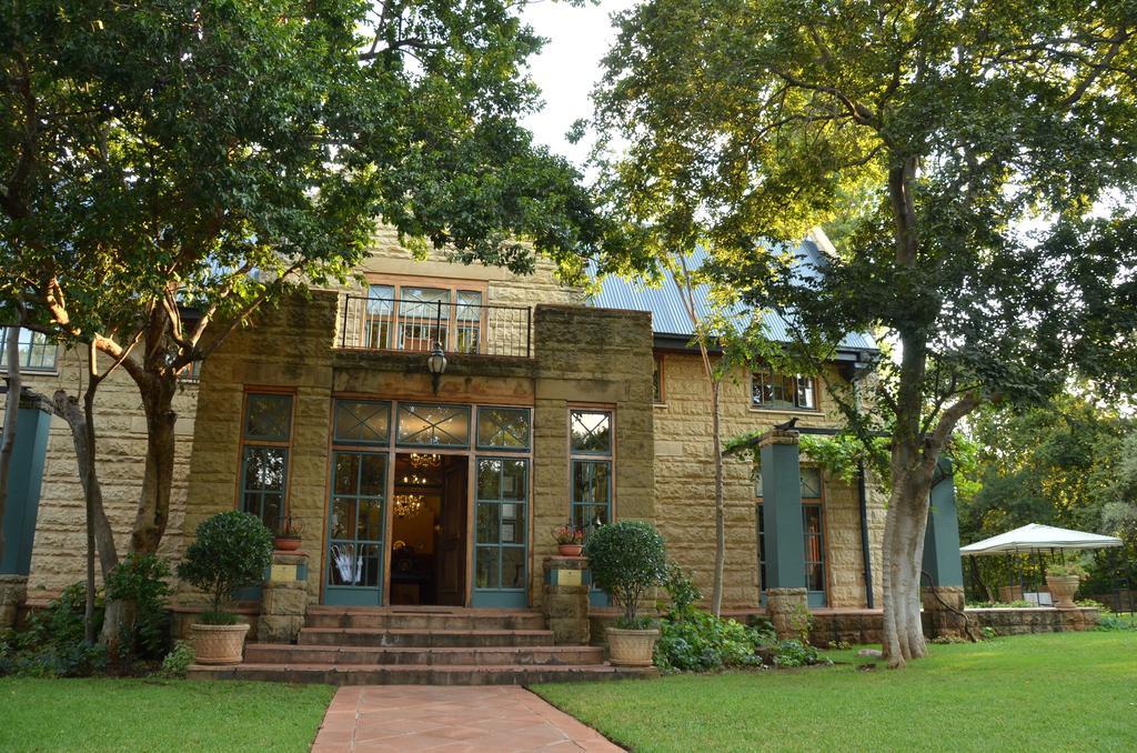 De Hoek Country Hotel Magaliesburg Bagian luar foto