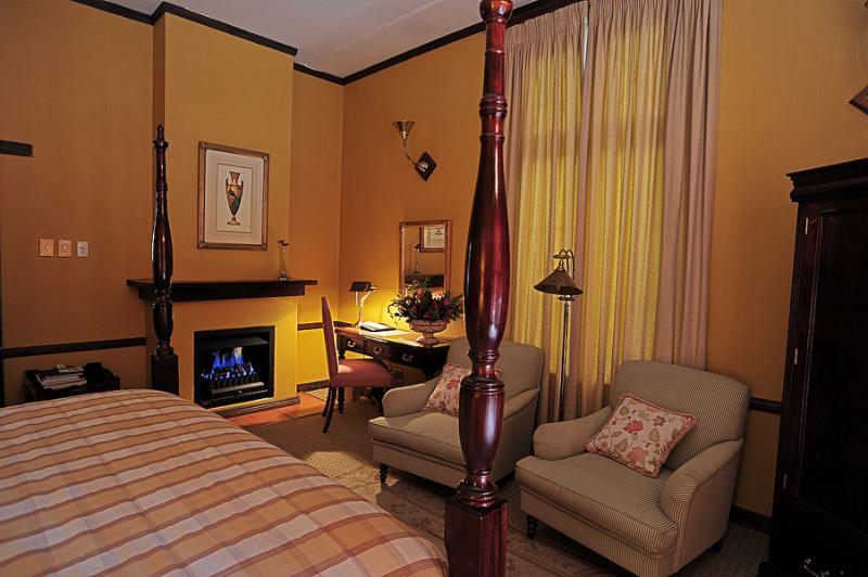 De Hoek Country Hotel Magaliesburg Bagian luar foto