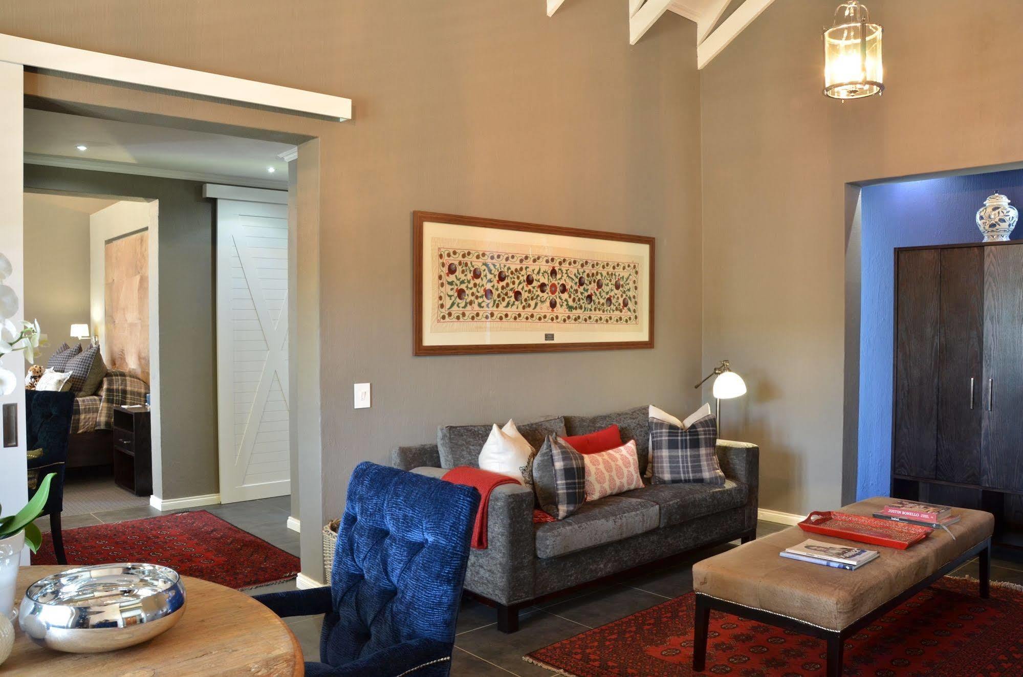 De Hoek Country Hotel Magaliesburg Bagian luar foto